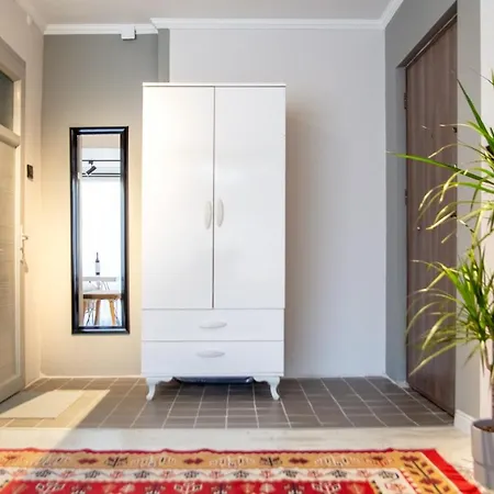 Διαμέρισμα Invigorating Flat Near Kordon In Alsancak *